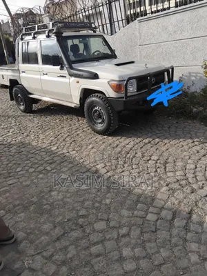 Toyota Land Cruiser 4.5 V8 TD 2020 White