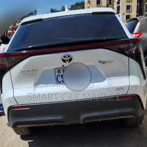 Toyota bZ4X 2024 Gray