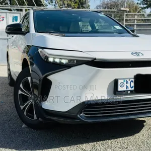 Toyota bZ4X 2024 Gray