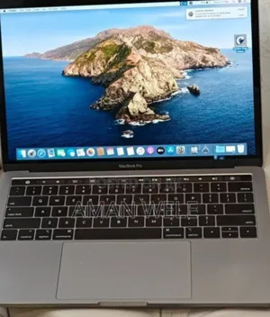 Photo - New Laptop Apple MacBook Pro 2019 16GB Intel Core I7 SSD 1T