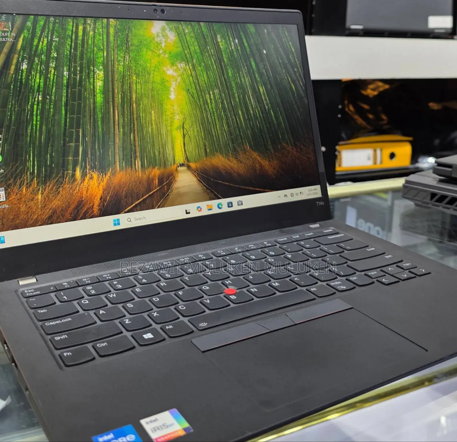 New Laptop Lenovo Thinkpad P14s 8GB Intel Core I5 SSD 512GB