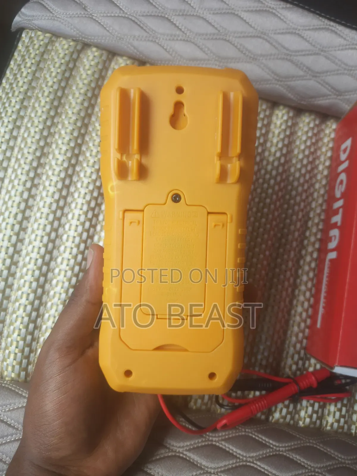 Dt9205a Digital Multimeter New