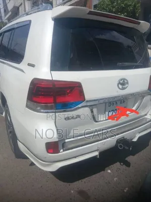 Toyota Land Cruiser 4.5 V8 GXR 2009 White