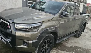 Toyota Hilux 2021 Gray