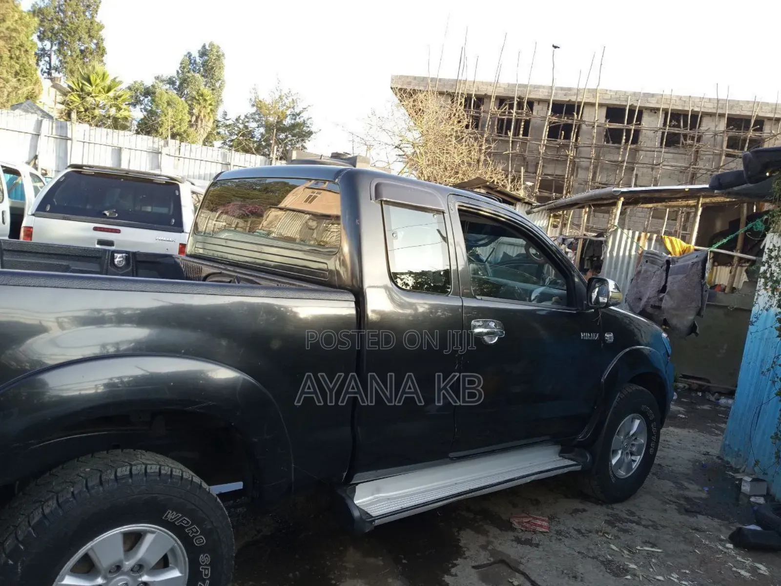 Toyota Hilux 2010 Black