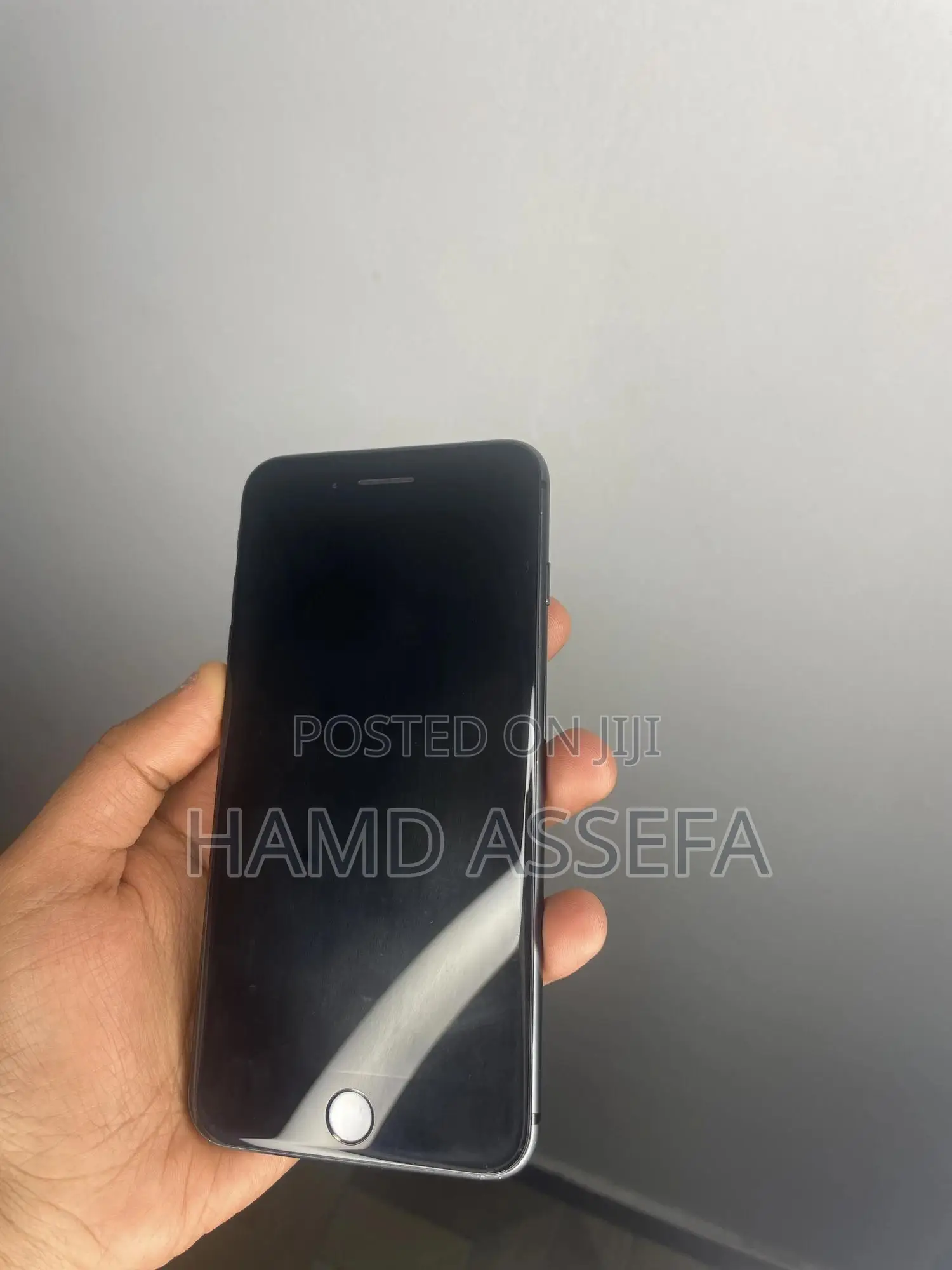 New Apple iPhone 8 Plus 64 GB Black