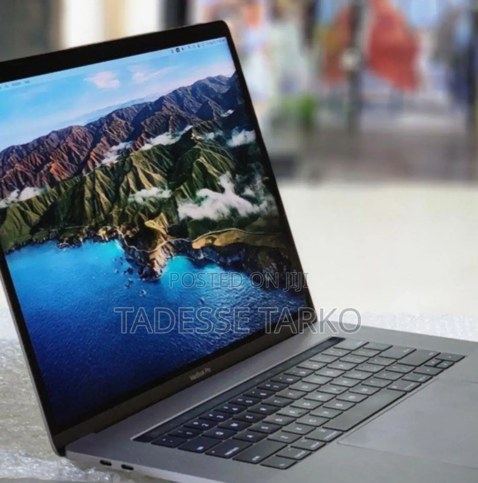 New Laptop Apple MacBook Pro 2017 16GB Intel Core I7 SSD 512GB