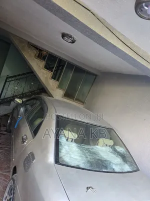 Toyota Corolla 2005 Gold