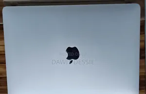 New Laptop Apple MacBook Pro 2019 8GB Intel Core I5 SSD 128GB