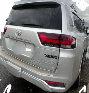 Toyota Land Cruiser 2022 Gray