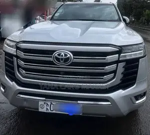 Toyota Land Cruiser 2022 Gray