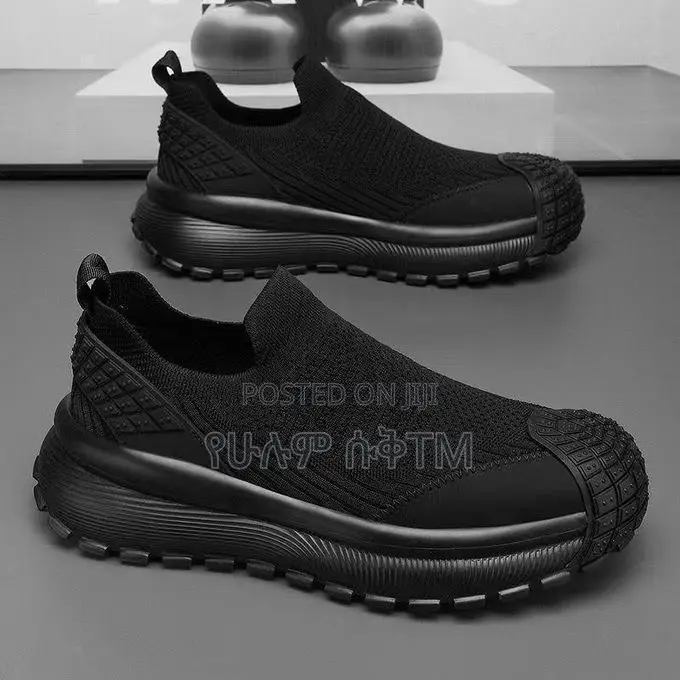 Tal Slip-on ‘Triple Black’ Comfortable Men’S Fashion Shoes