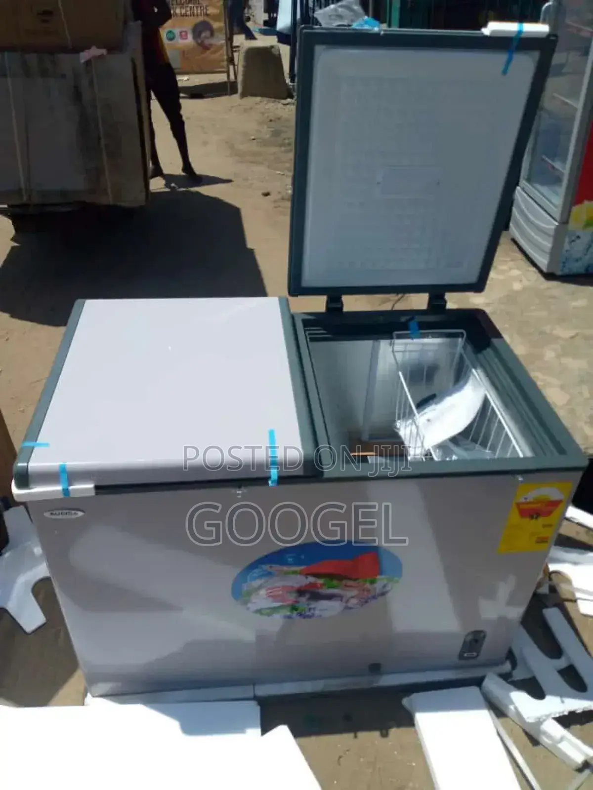 Konka 350 Chest Freezer
