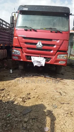 Photo - Sino ገልባጭ (አስቸኳይ )