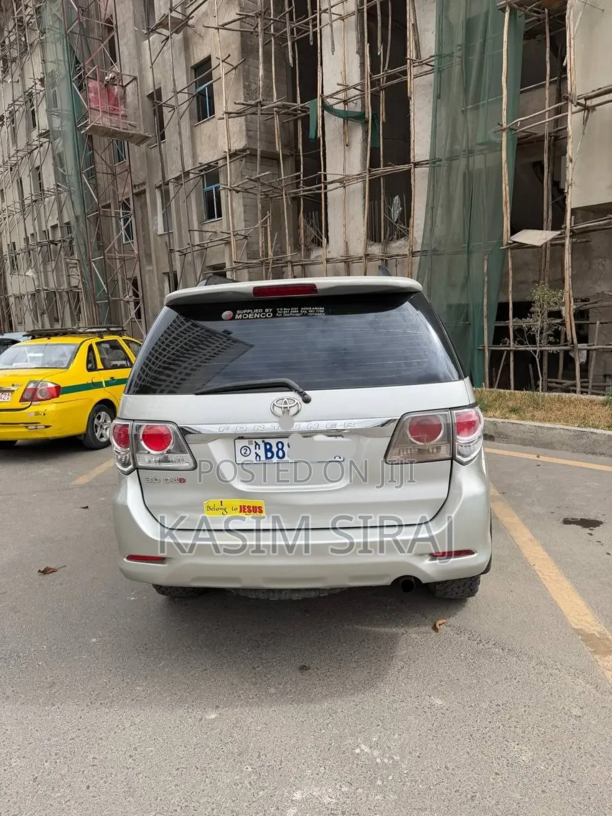 Toyota Fortuner 2.7 AWD 2010 Gold
