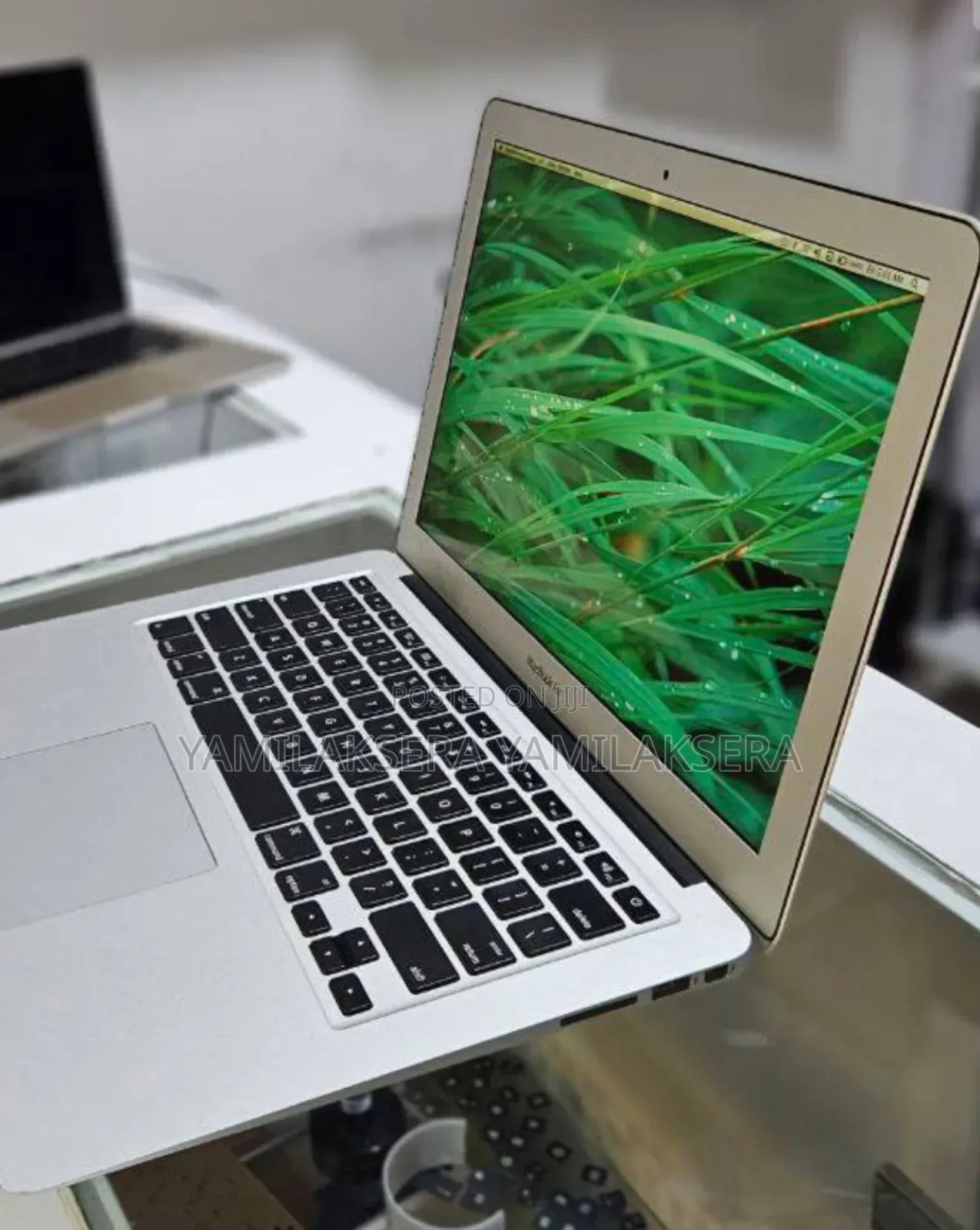 New Laptop Apple MacBook Air 2015 8GB Intel Core I5 SSD 256GB