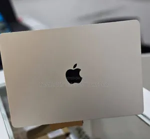 Photo - New Laptop Apple MacBook Air 2023 M2 8GB Apple M2 SSD 256GB