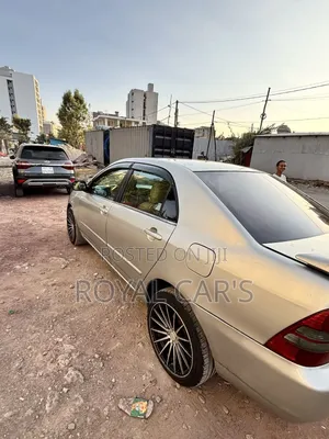 Toyota Corolla Sedan 2003 Gold