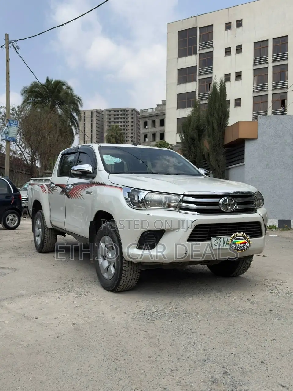 Toyota Hilux Revo Double Cab Deisel 2.4 AWD 2016 White
