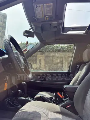 Nissan Pathfinder 2005 Silver