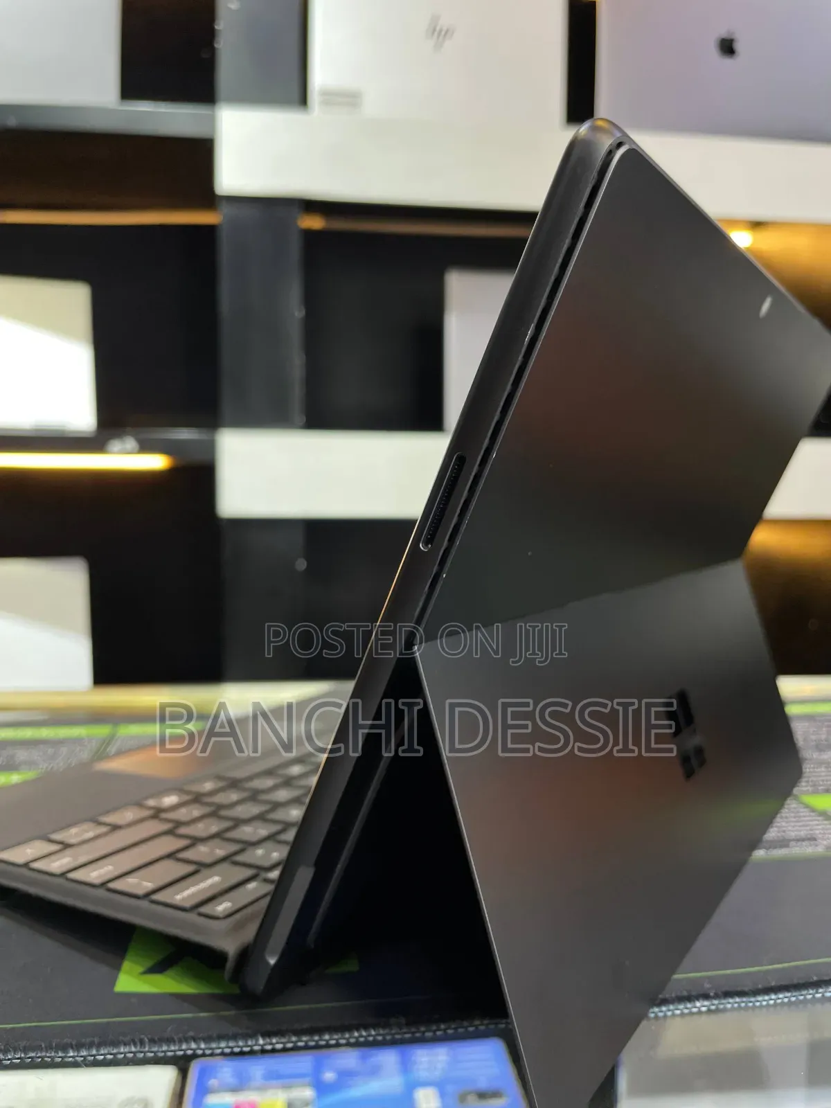 New Laptop Microsoft Surface Pro 10 16GB Intel Core Ultra 5 SSD 256GB