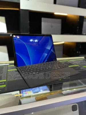 New Laptop Microsoft Surface Pro 10 16GB Intel Core Ultra 5 SSD 256GB