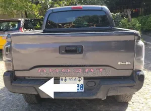 Toyota Tacoma 4dr Double Cab 2016 Gray