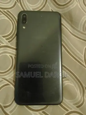 Samsung Galaxy M10 32 GB Black