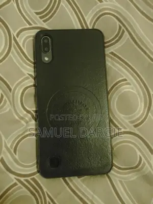 Samsung Galaxy M10 32 GB Black