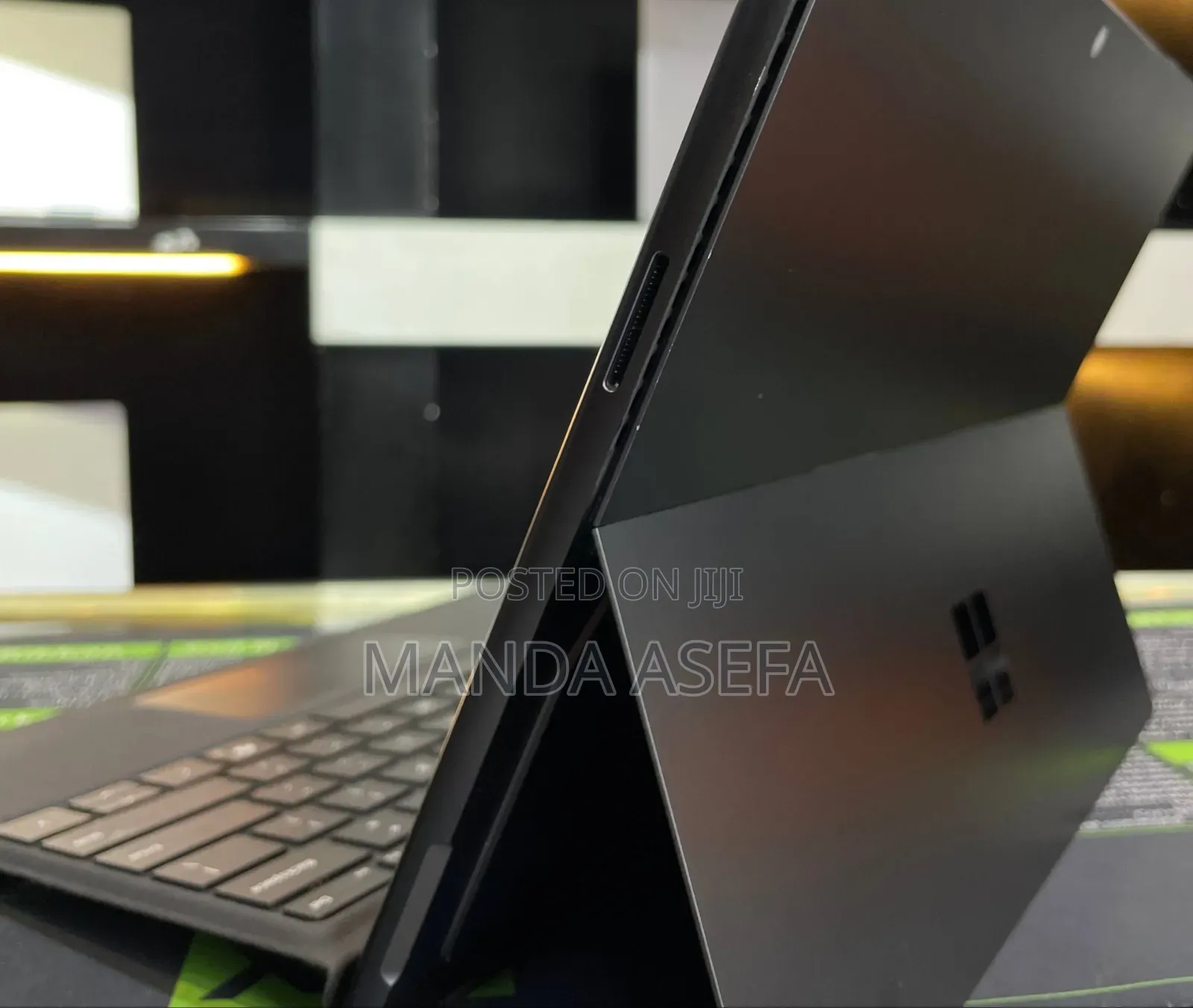 New Laptop Microsoft Surface Pro 10 16GB Intel Core Ultra 5 SSD 256GB