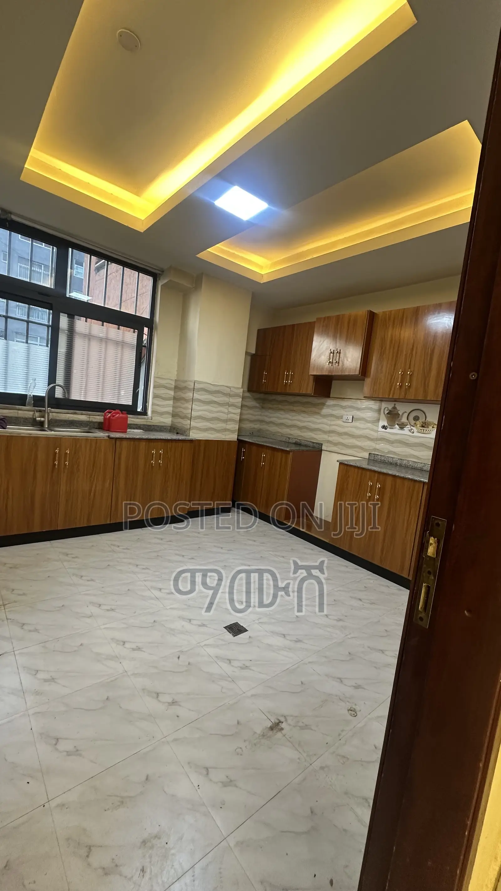 Furnished 3bdrm Condo in አያት 40/60 ኮንዶሚኒየም, Bole for rent