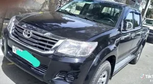 Toyota Hilux SR5 BLACK 4x4 2014 Matt Black