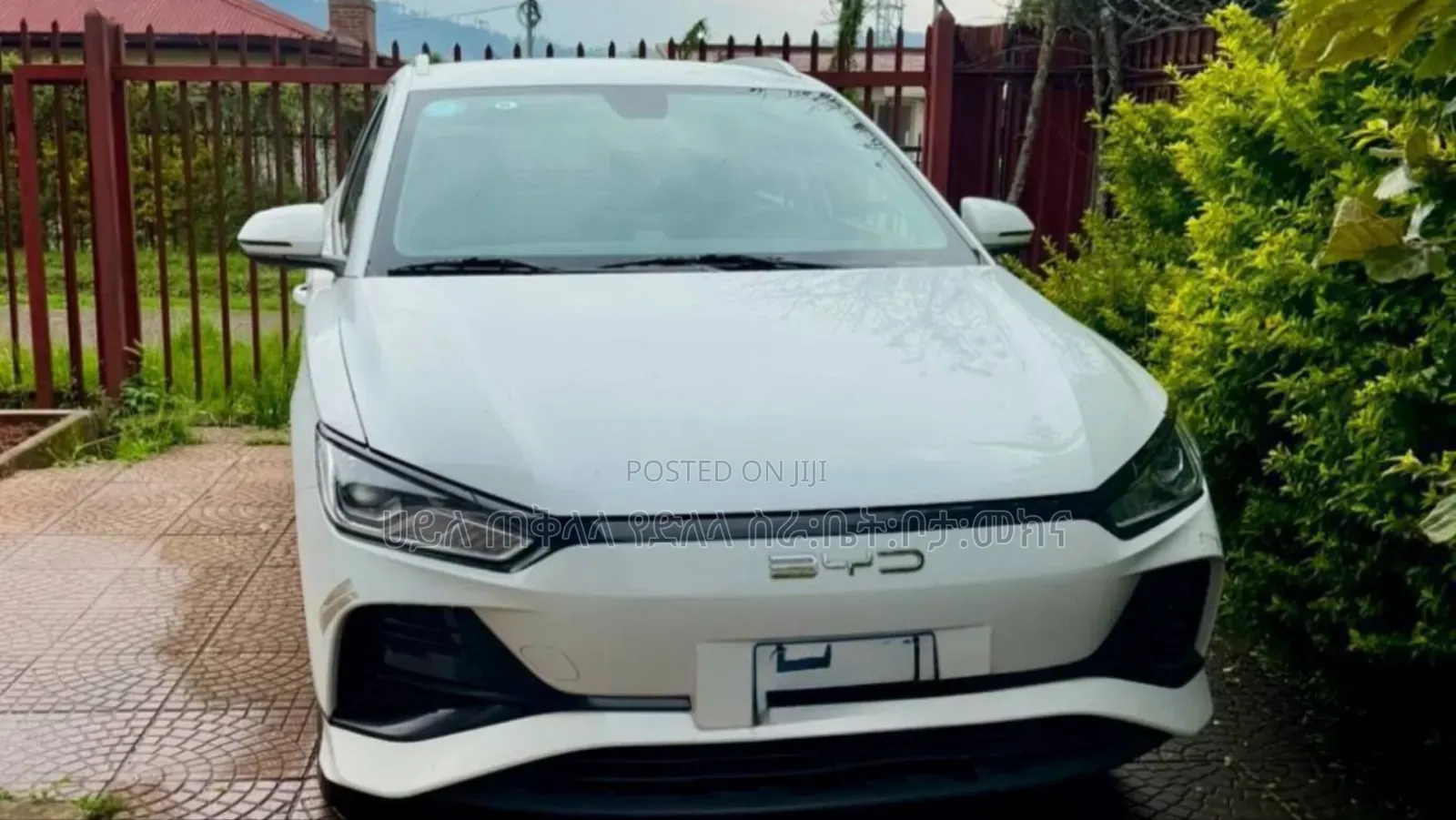 BYD E2 43 kWh 94 hp FWD 2025 White