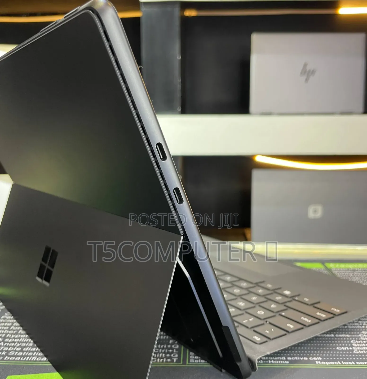 New Laptop Microsoft Surface Pro 10 16GB Intel Core Ultra 5 SSD 256GB