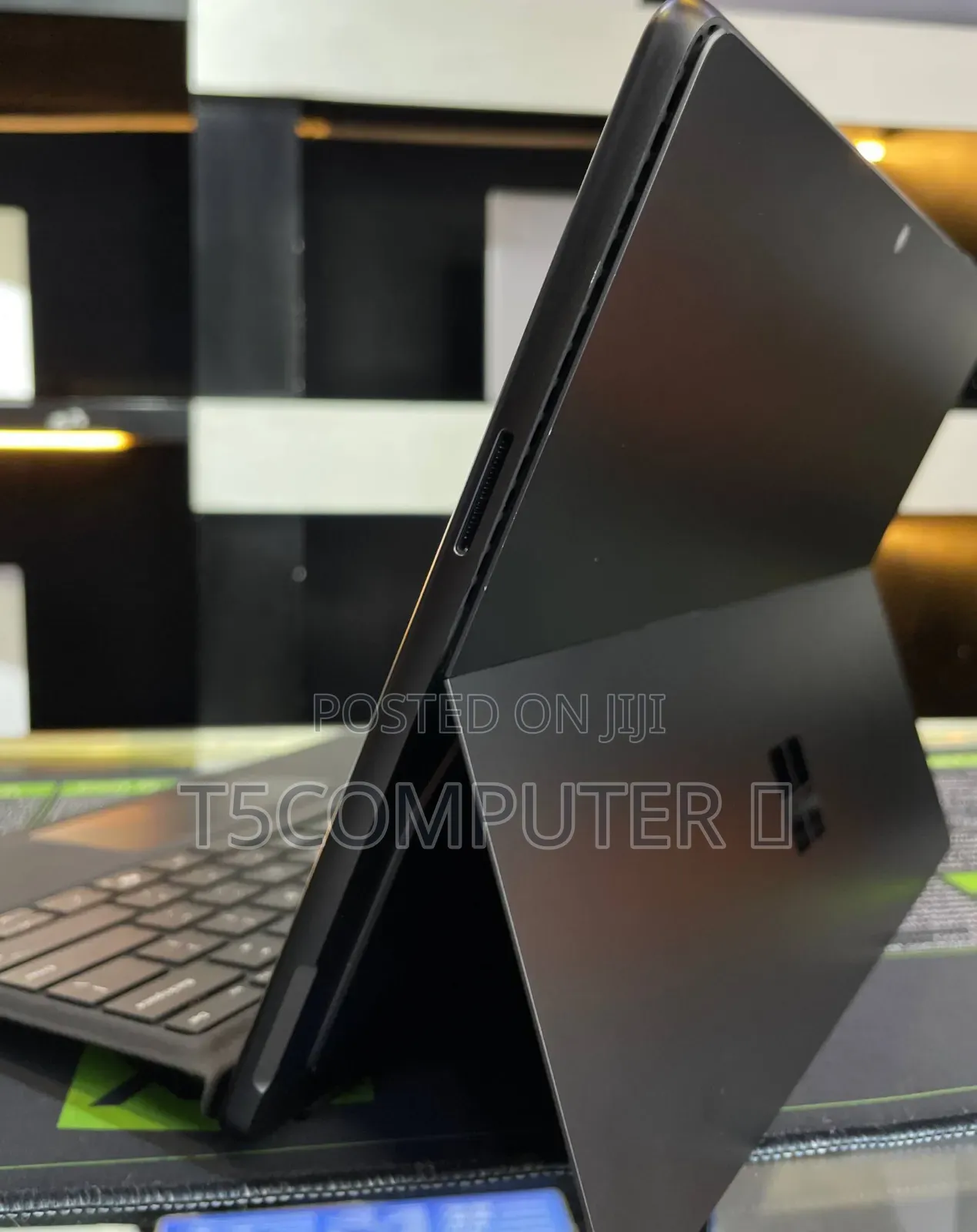 New Laptop Microsoft Surface Pro 10 16GB Intel Core Ultra 5 SSD 256GB