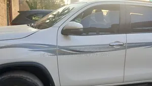 Toyota Fortuner 2019 White