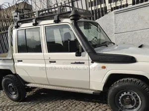 Toyota Land Cruiser 2020 White