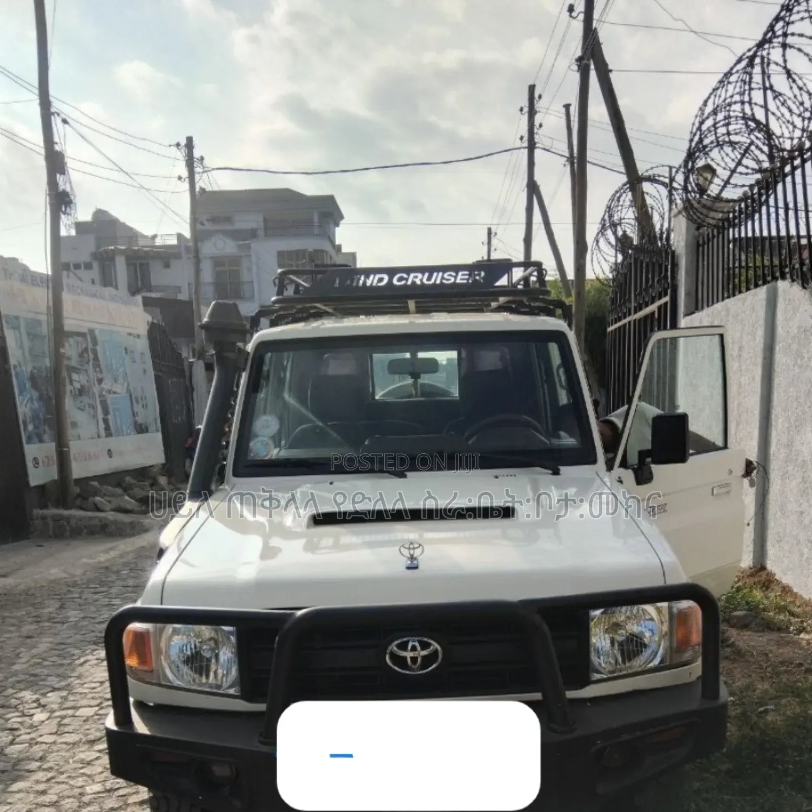 Toyota Land Cruiser 2020 White