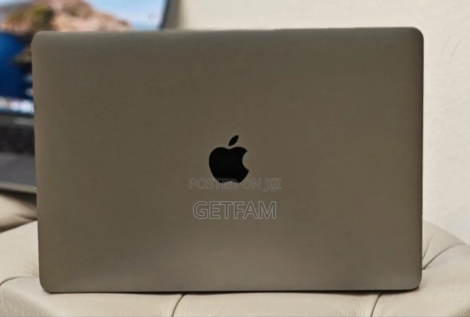 New Laptop Apple MacBook Pro 2019 16GB Intel Core I7 SSD 1T
