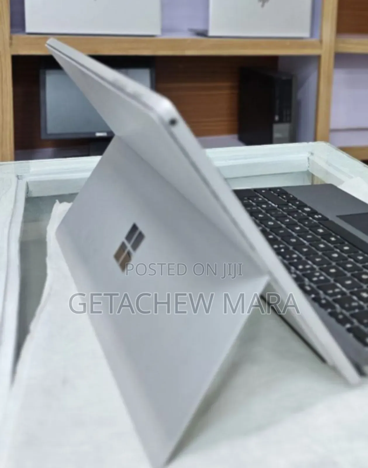 New Laptop Microsoft Surface Pro 7 16GB Intel Core I7 SSD 256GB