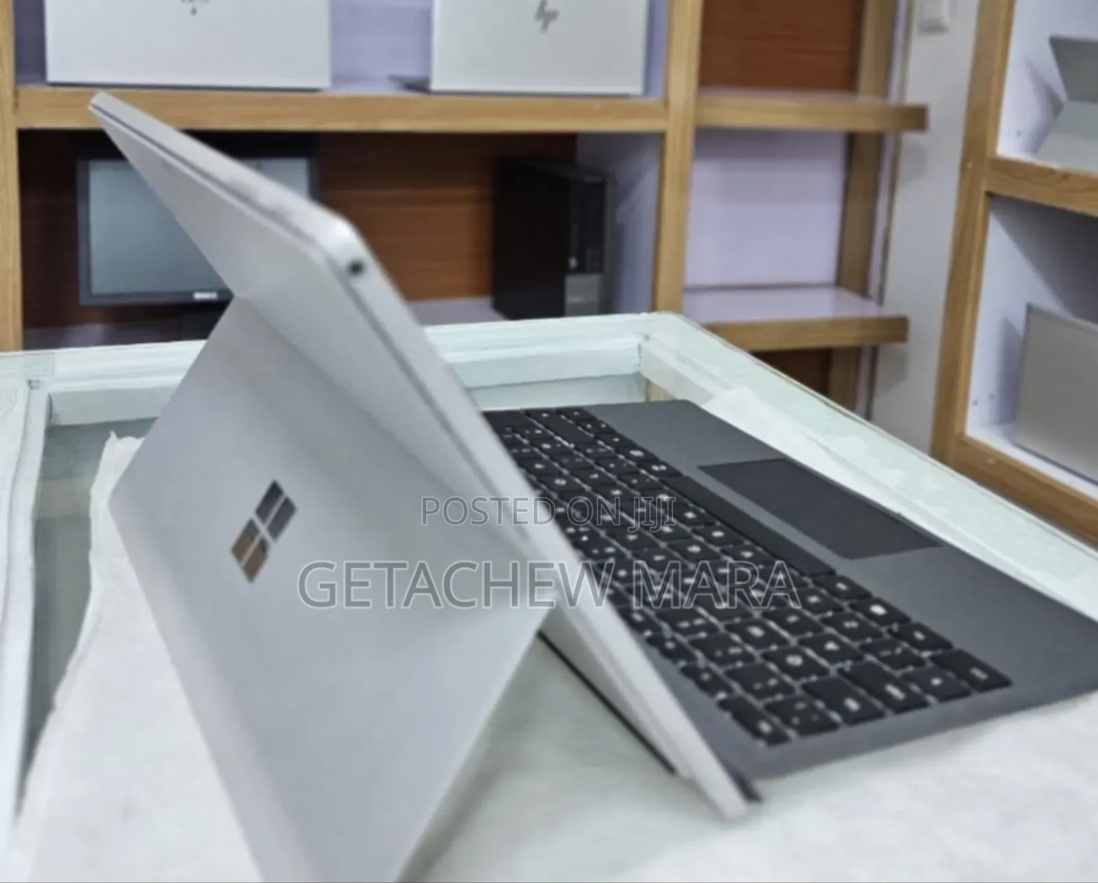 New Laptop Microsoft Surface Pro 7 16GB Intel Core I7 SSD 256GB
