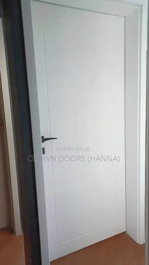 ክራዉን ትልቁ በር ማምረቻ ኩባንያ ከእንጨት ፋይበር,ከተፈጥሮ ድንጋይ የተሰሩ 100% Water Proof Door