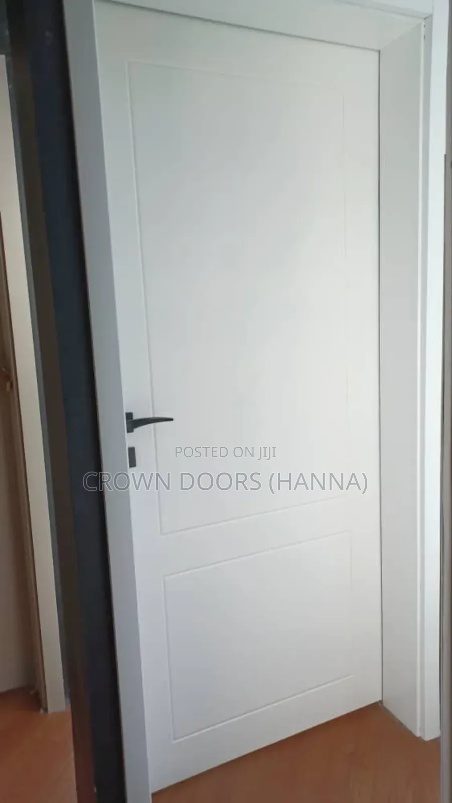 ክራዉን ትልቁ በር ማምረቻ ኩባንያ ከእንጨት ፋይበር,ከተፈጥሮ ድንጋይ የተሰሩ 100% Water Proof Door