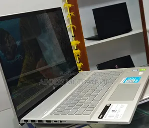 Photo - New Laptop HP Envy 17 16GB Intel Core I7 SSD 512GB