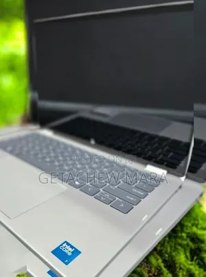 New Laptop HP OmniBook 5 14" 16GB Intel Core I7 SSD 512GB