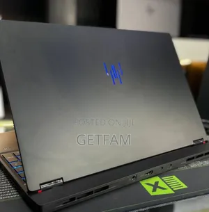 New Laptop Acer Predator Helios 300 32GB Intel SSD 1T