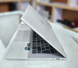 New Laptop HP EliteBook X360 1040 G9 16GB Intel Core I5 SSD 512GB