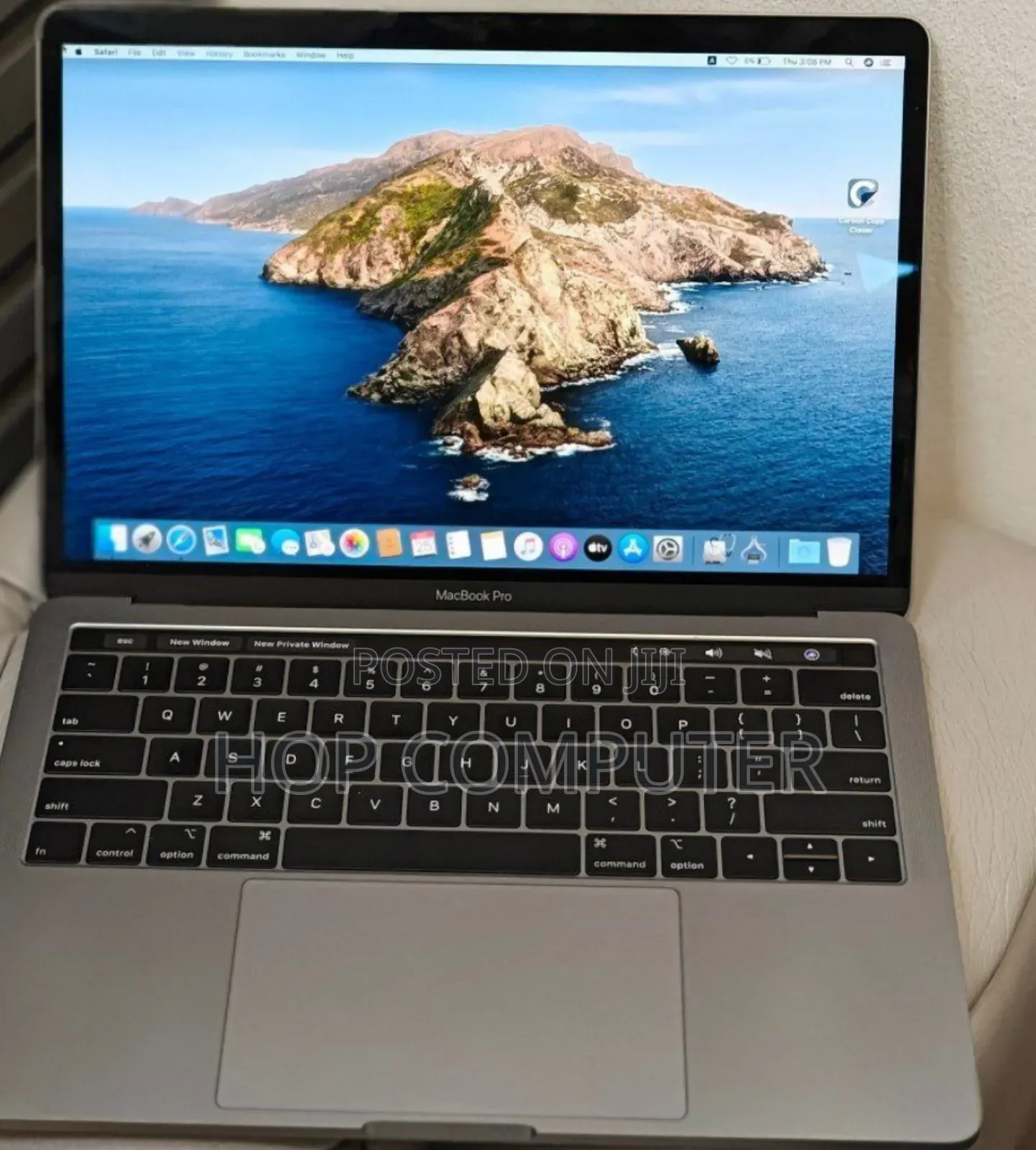 New Laptop Apple MacBook Pro 2019 8GB Intel Core i7 SSD 256GB