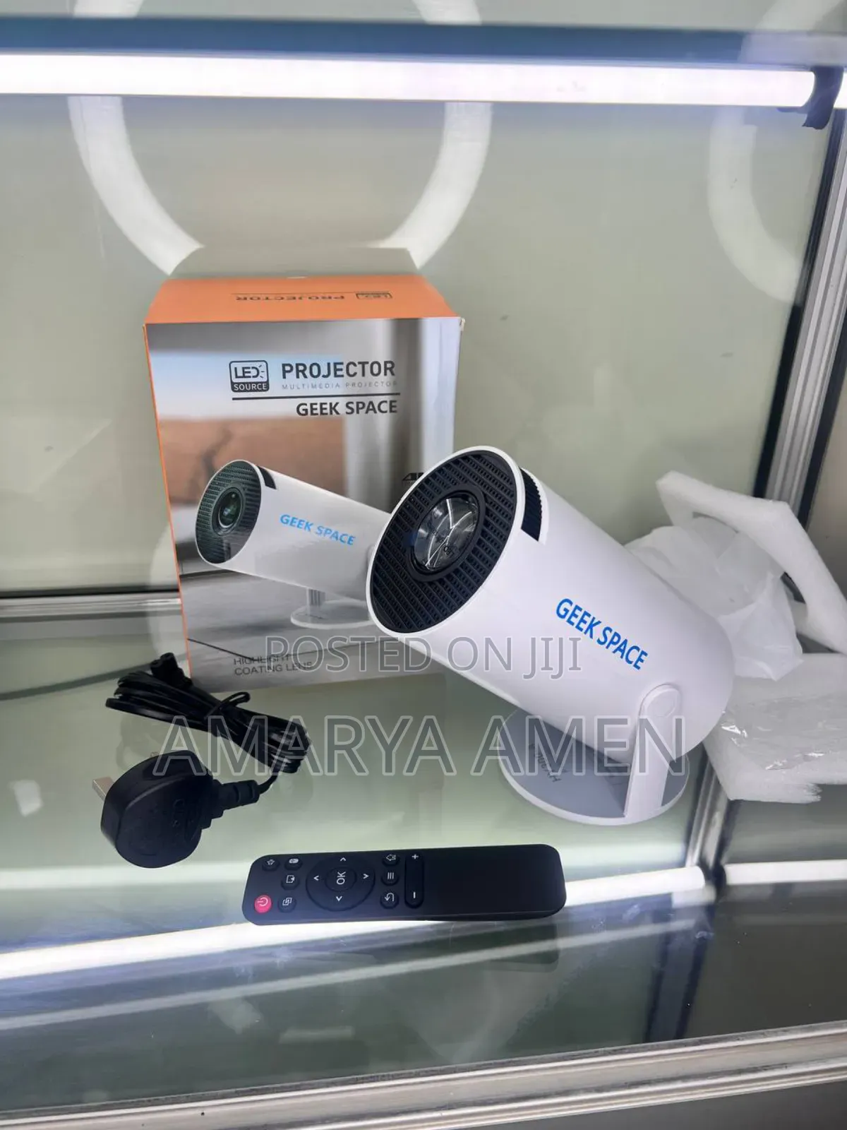 Geek Space Projector - አዲስ ዕቃ | Hy300