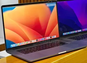 New Laptop Apple MacBook Pro 2019 16GB Intel Core I7 SSD 512GB